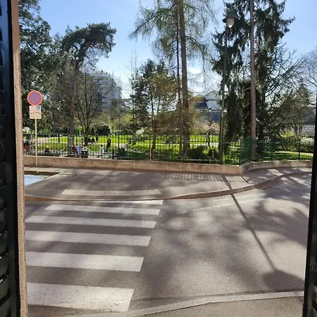 Magnifique studio face au parc thermal Thonon-les-Bains Extérieur photo